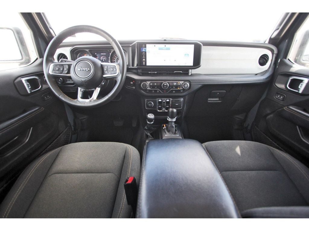 2024 Jeep Wrangler Sahara HARD TOP