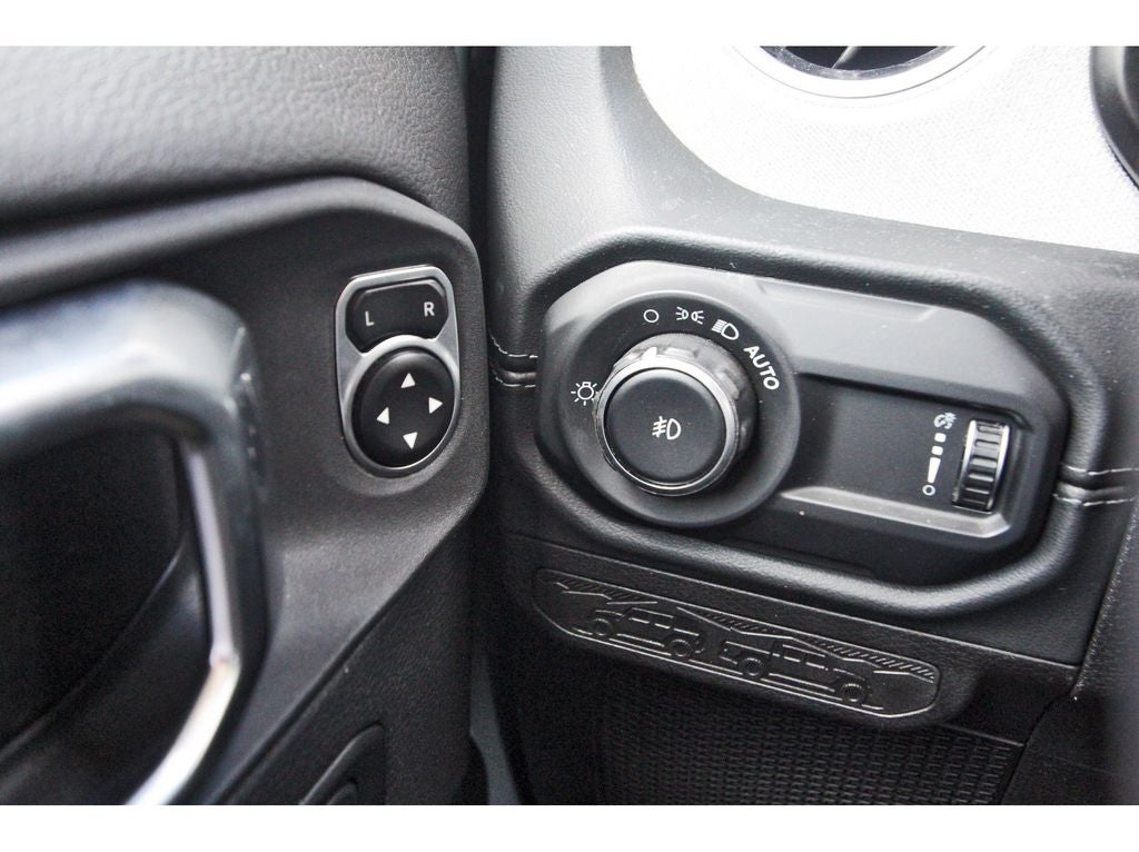 2024 Jeep Wrangler Sahara HARD TOP