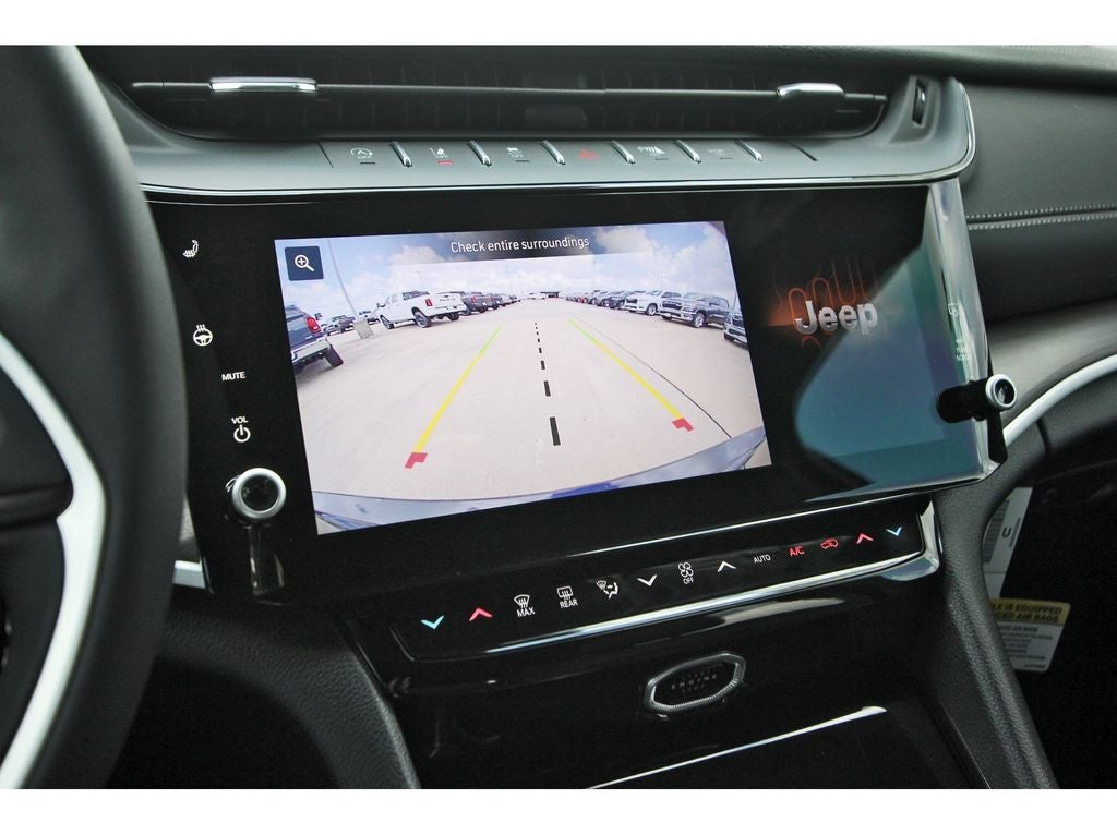 2026 Jeep Grand Cherokee GRAND CHEROKEE LAREDO ALTITUDE 4X2
