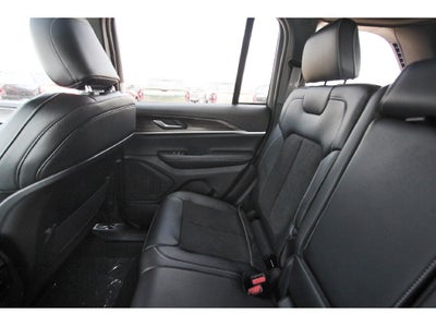 2027 Jeep Grand Cherokee Laredo Altitude