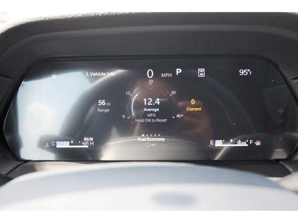 2027 Jeep Grand Cherokee Laredo Altitude