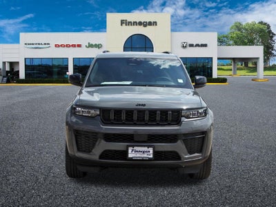 2027 Jeep Grand Cherokee Laredo Altitude