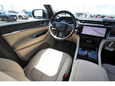 2027 Jeep Grand Cherokee Limited