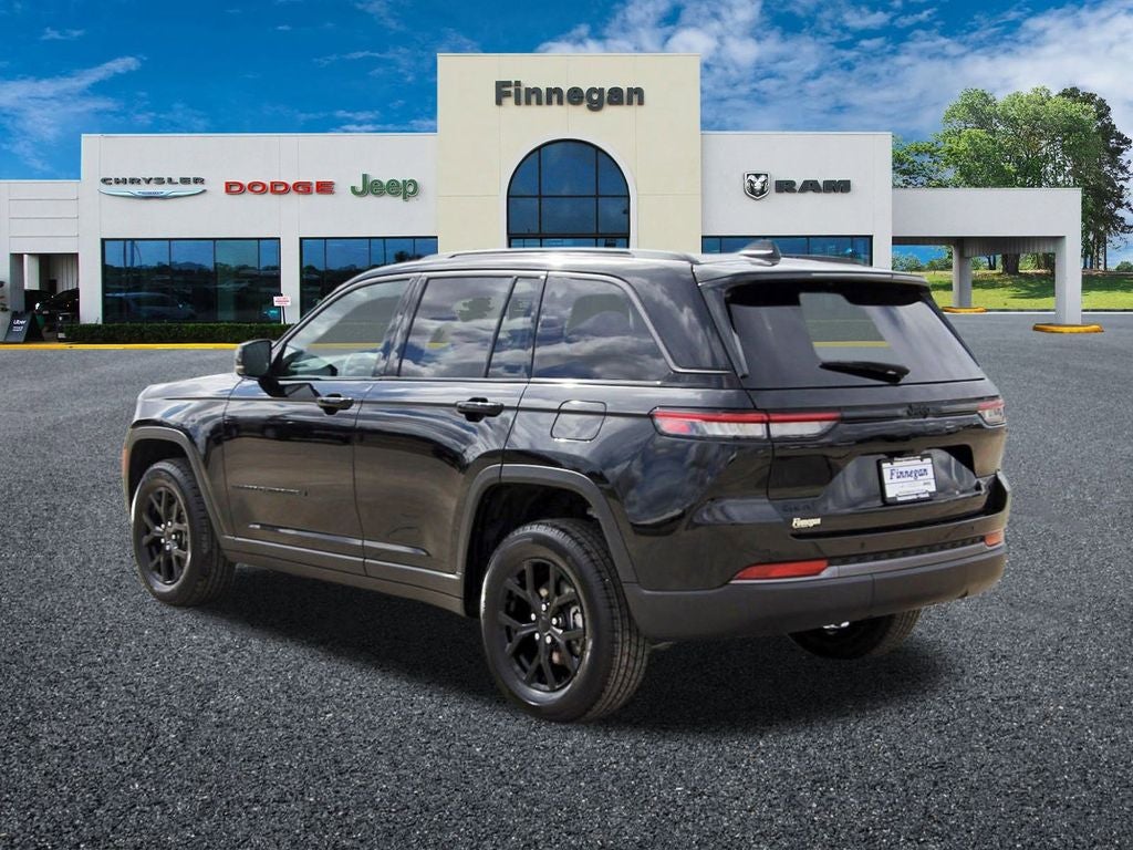 2026 Jeep Grand Cherokee GRAND CHEROKEE LAREDO ALTITUDE 4X4