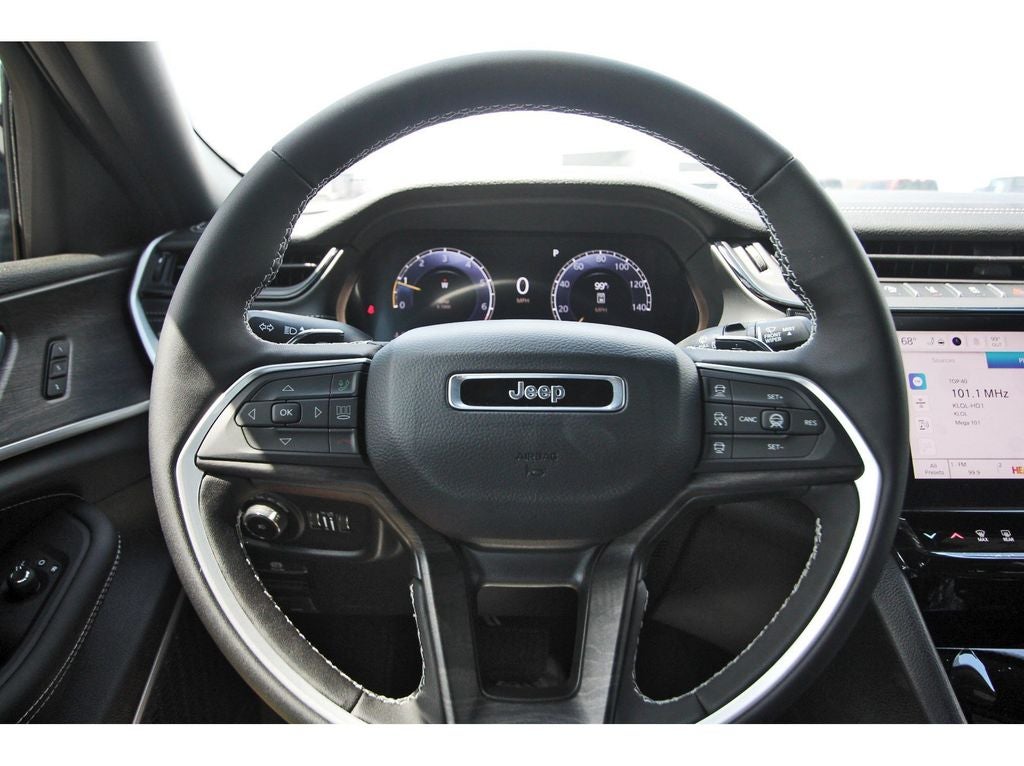 2026 Jeep Grand Cherokee Limited Reserve