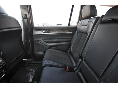 2027 Jeep Grand Cherokee Laredo Altitude