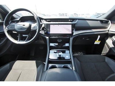 2027 Jeep Grand Cherokee Laredo Altitude