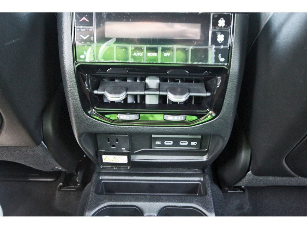 2026 Jeep Grand Cherokee GRAND CHEROKEE L LIMITED 4X2