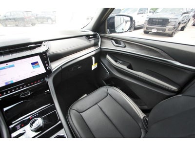 2026 Jeep Grand Cherokee GRAND CHEROKEE L LIMITED RESERVE 4X4