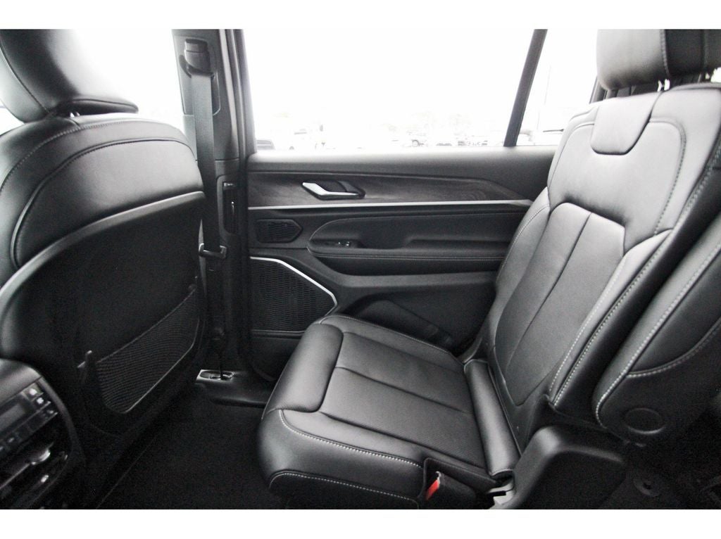 2026 Jeep Grand Cherokee GRAND CHEROKEE L LIMITED RESERVE 4X4