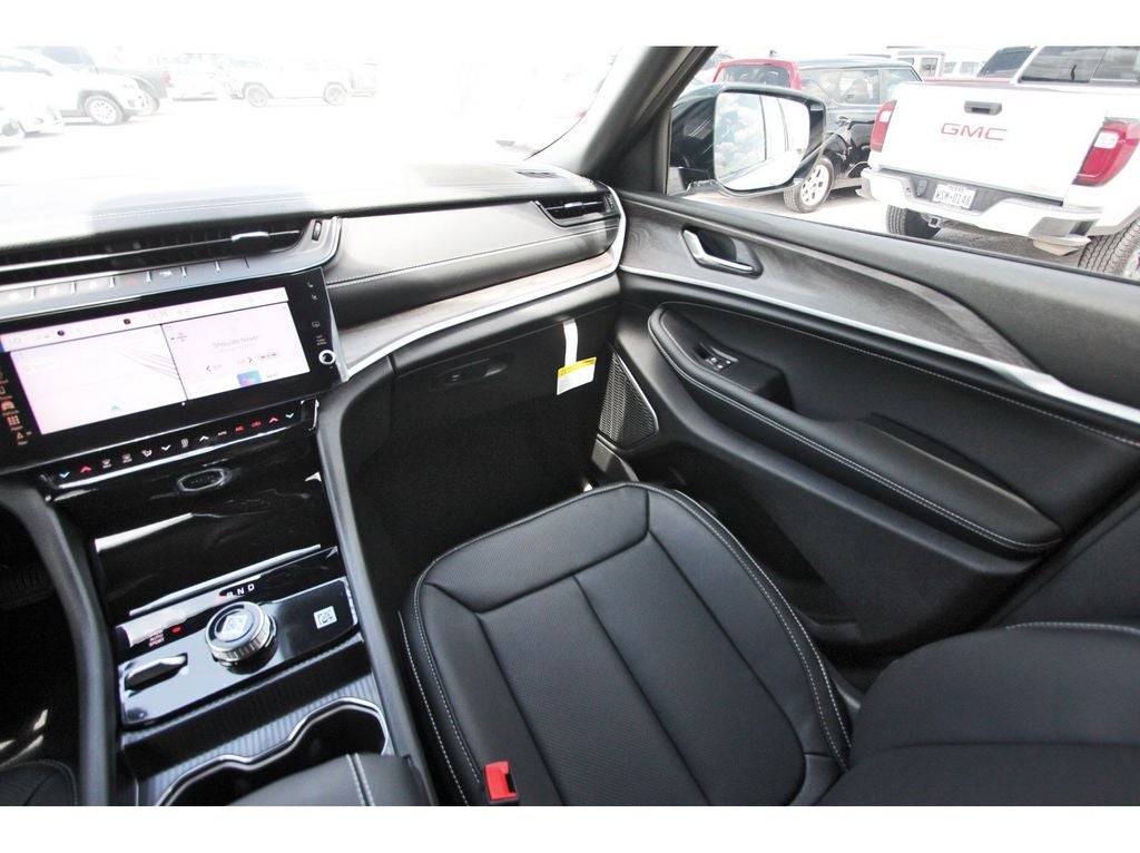 2026 Jeep Grand Cherokee GRAND CHEROKEE L LIMITED RESERVE 4X4