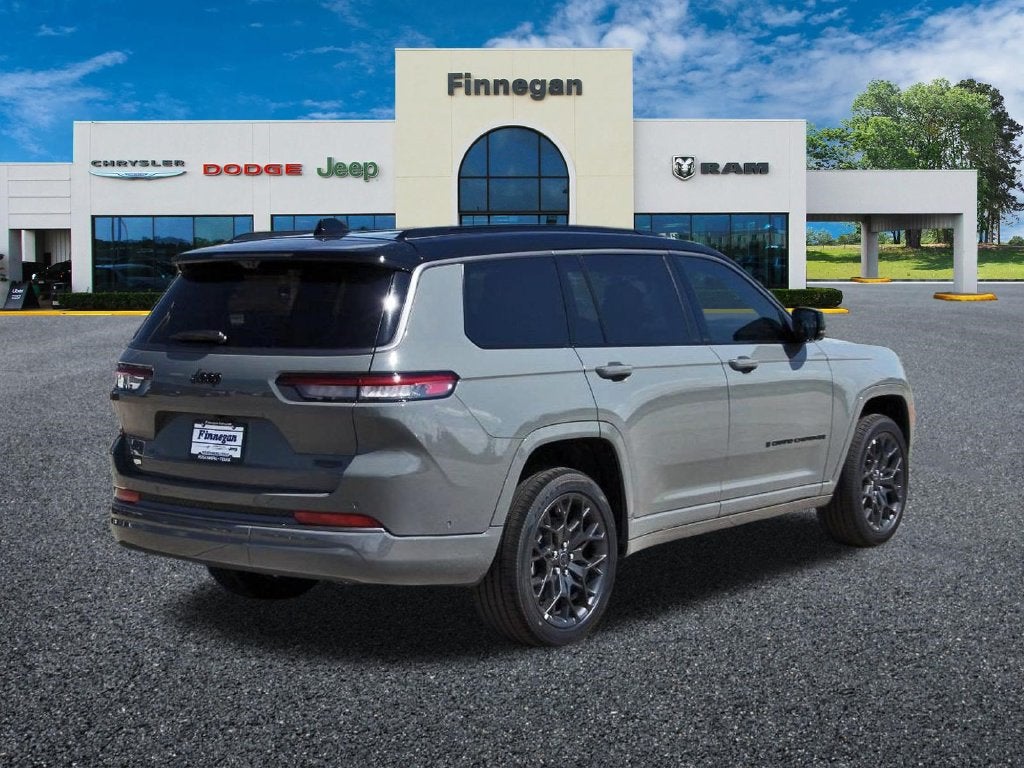 2027 Jeep Grand Cherokee Summit