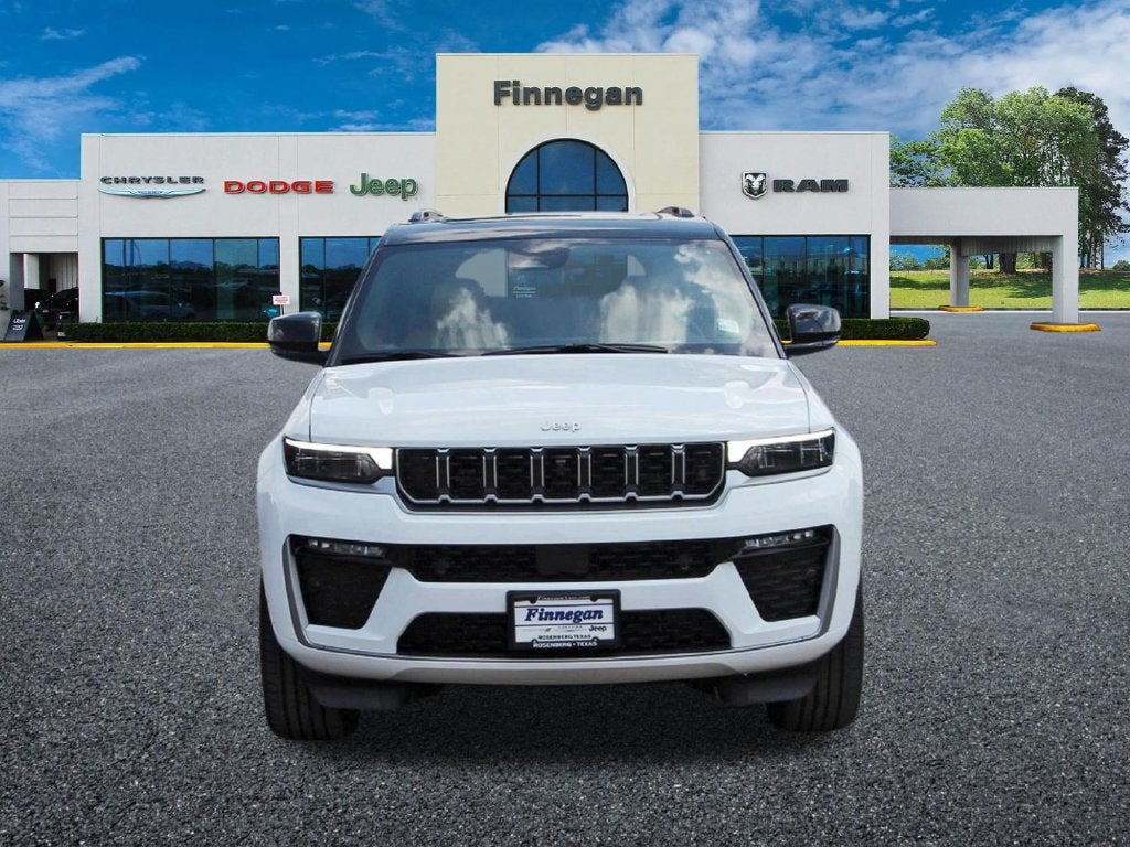 2027 Jeep Grand Cherokee Summit