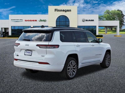 2027 Jeep Grand Cherokee Summit