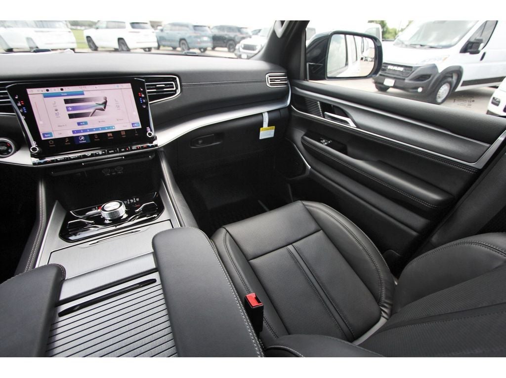 2026 Jeep Grand Wagoneer GRAND WAGONEER UPLAND 4X4