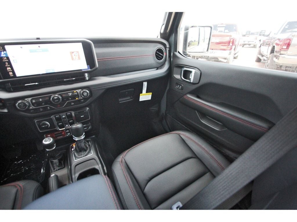 2026 Jeep Gladiator GLADIATOR SHADOW OPS 4X4