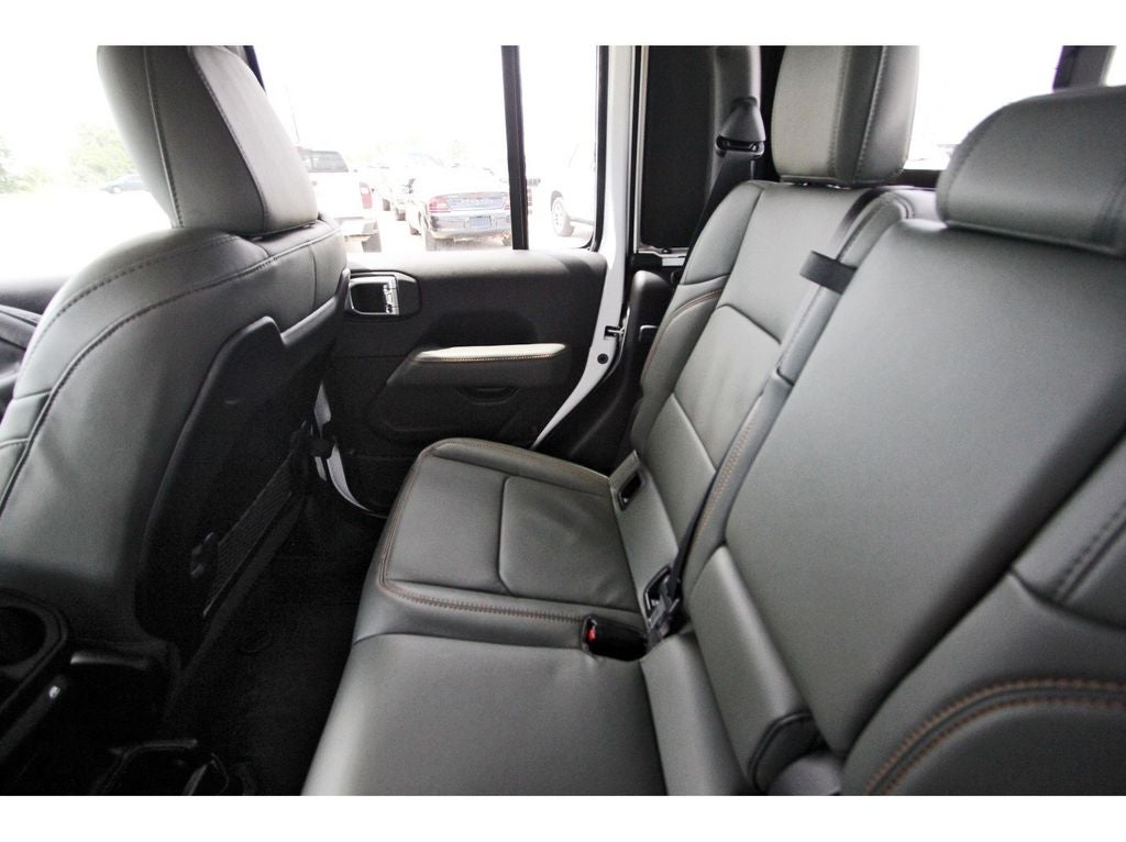 2026 Jeep Gladiator GLADIATOR MOJAVE X 4X4