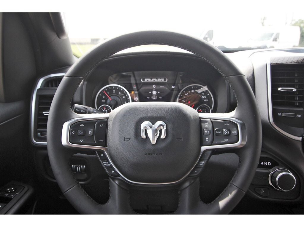 2026 RAM Ram 1500 RAM 1500 LONE STAR CREW CAB 4X2 5'7' BOX