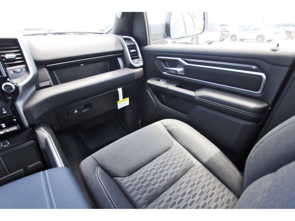 2026 RAM Ram 1500 RAM 1500 LONE STAR CREW CAB 4X2 5'7' BOX