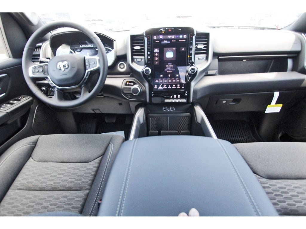 2026 RAM Ram 1500 RAM 1500 LONE STAR CREW CAB 4X2 5'7' BOX