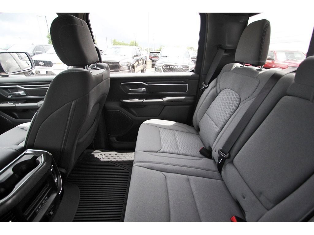 2026 RAM Ram 1500 RAM 1500 LONE STAR CREW CAB 4X2 5'7' BOX