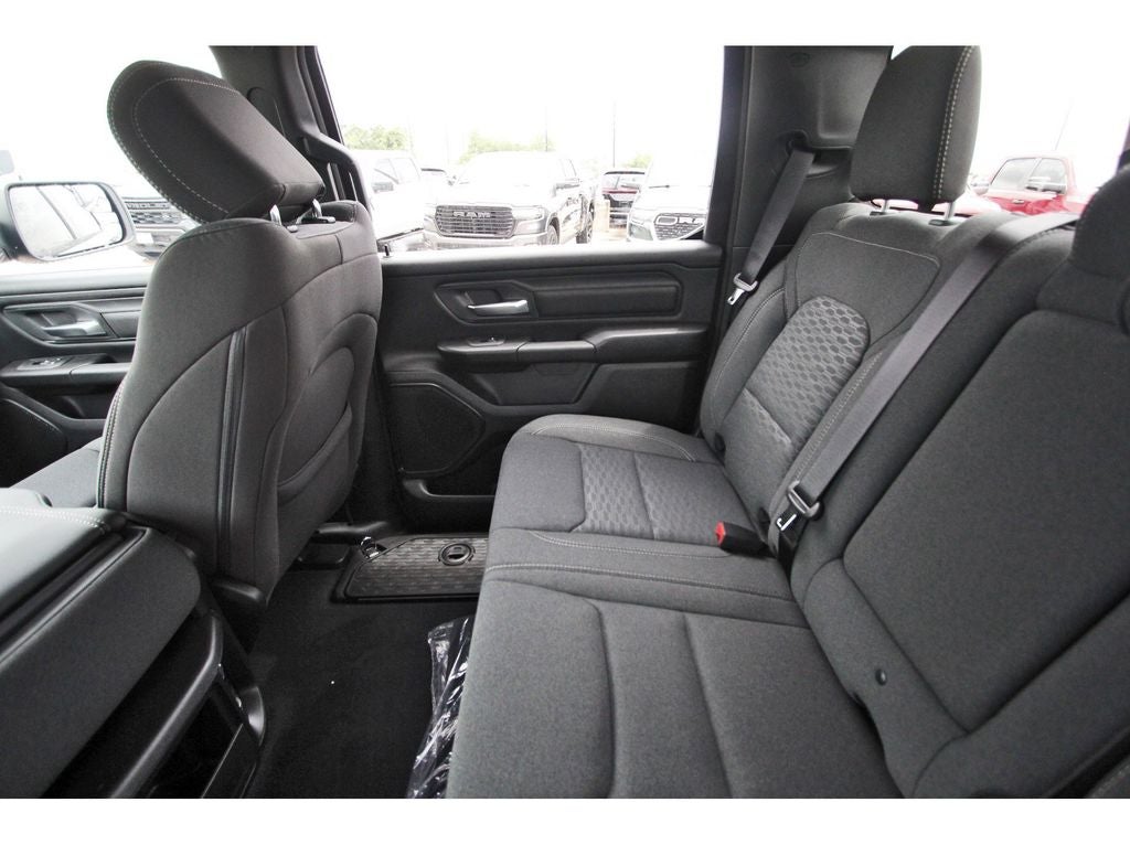 2026 RAM Ram 1500 RAM 1500 EXPRESS CREW CAB 4X2 5'7' BOX