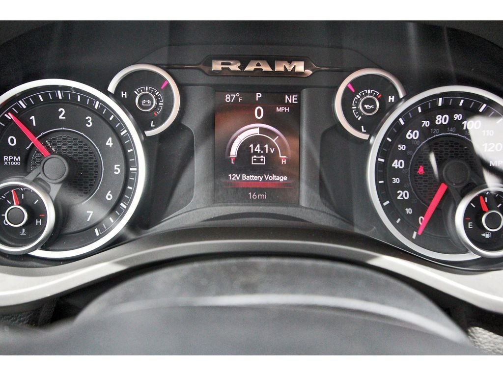 2026 RAM Ram 1500 RAM 1500 EXPRESS CREW CAB 4X2 5'7' BOX