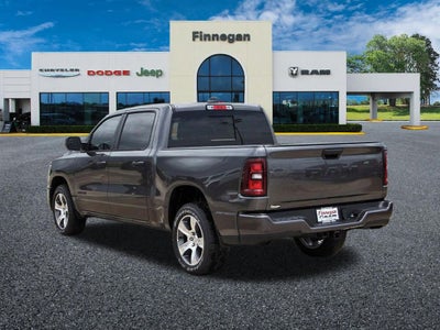 2026 RAM Ram 1500 RAM 1500 EXPRESS CREW CAB 4X2 5'7' BOX