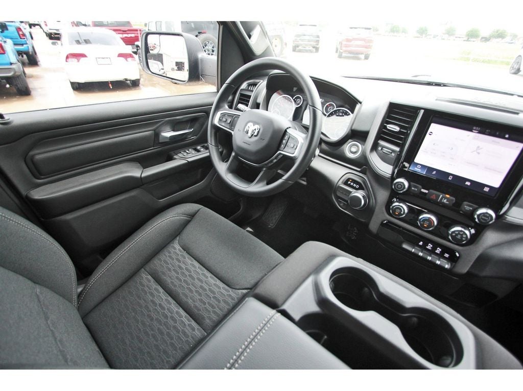 2026 RAM Ram 1500 RAM 1500 EXPRESS CREW CAB 4X2 5'7' BOX