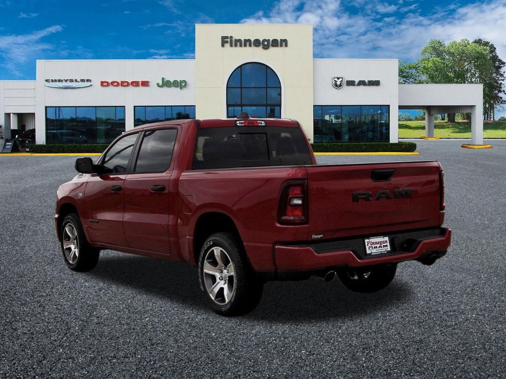 2026 RAM Ram 1500 RAM 1500 EXPRESS CREW CAB 4X2 5'7' BOX