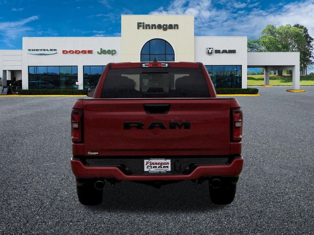 2026 RAM Ram 1500 RAM 1500 EXPRESS CREW CAB 4X2 5'7' BOX