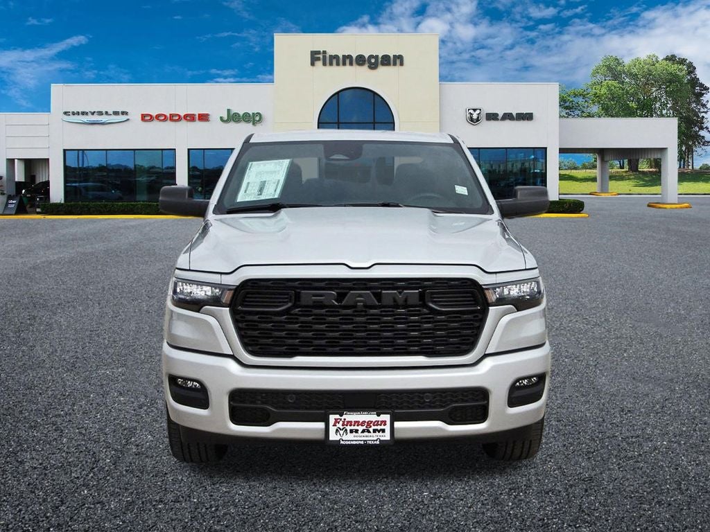 2026 RAM Ram 1500 RAM 1500 EXPRESS CREW CAB 4X2 5'7' BOX