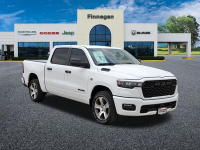 2026 RAM Ram 1500 RAM 1500 EXPRESS CREW CAB 4X2 5'7' BOX
