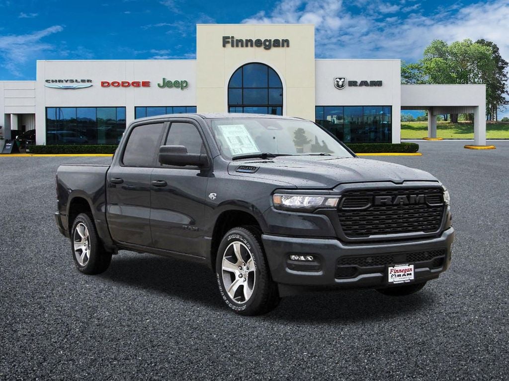 2026 RAM Ram 1500 RAM 1500 EXPRESS CREW CAB 4X2 5'7' BOX
