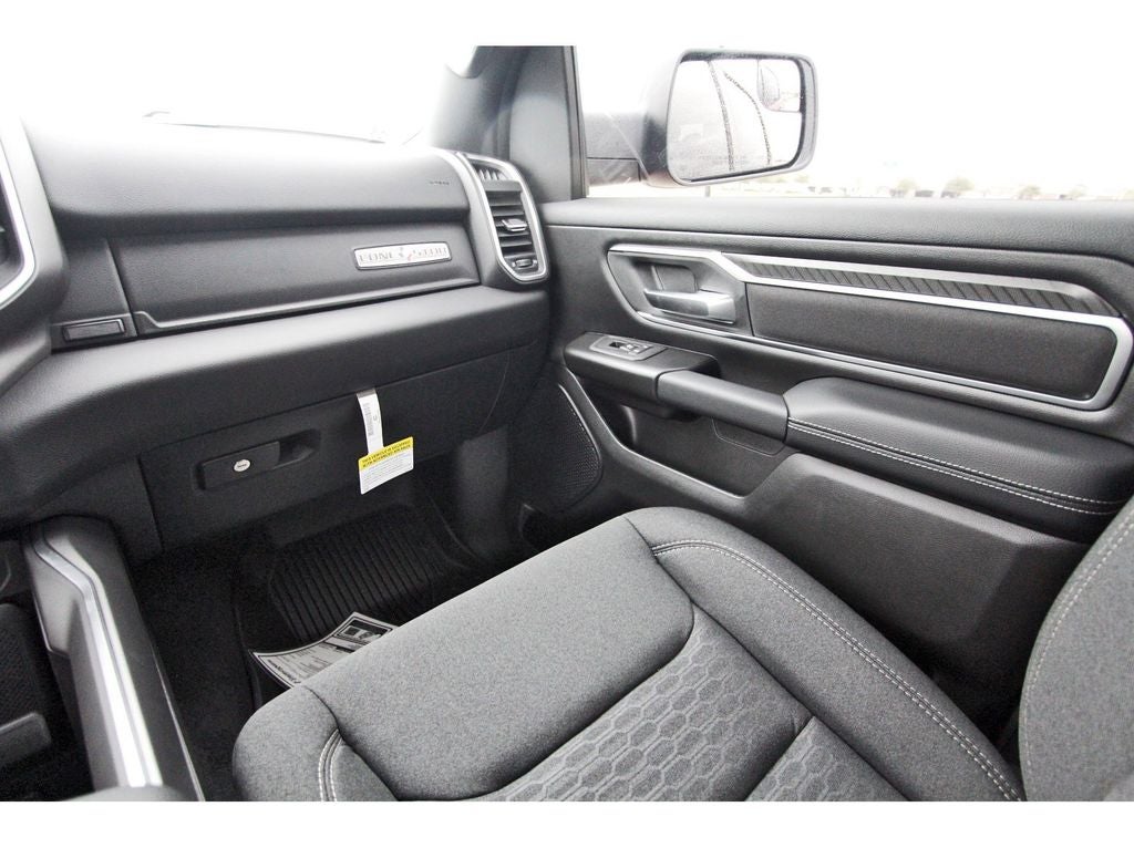 2026 RAM Ram 1500 RAM 1500 LONE STAR CREW CAB 4X2 6'4' BOX