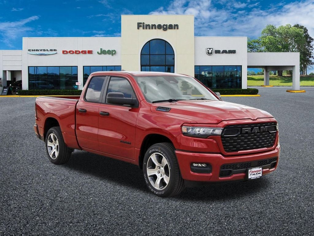 2026 RAM Ram 1500 RAM 1500 EXPRESS QUAD CAB 4X2 6'4' BOX