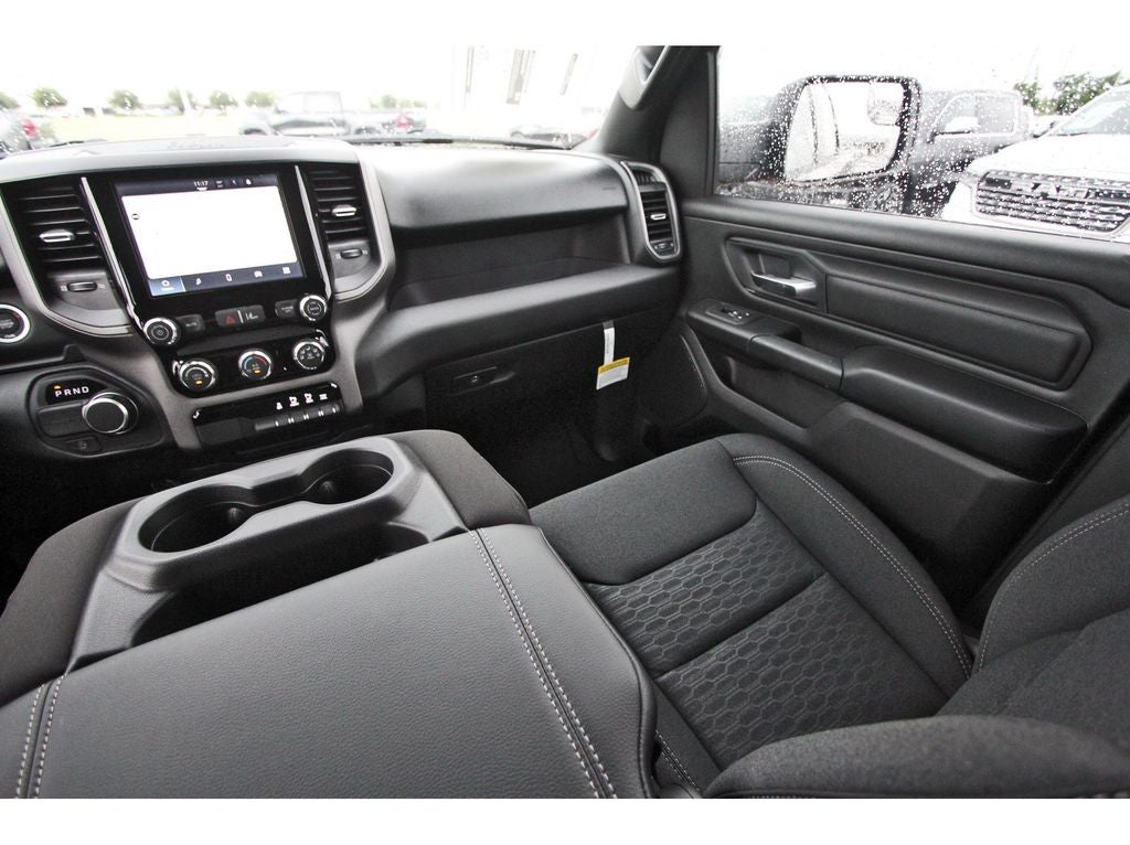 2026 RAM Ram 1500 RAM 1500 EXPRESS QUAD CAB 4X2 6'4' BOX
