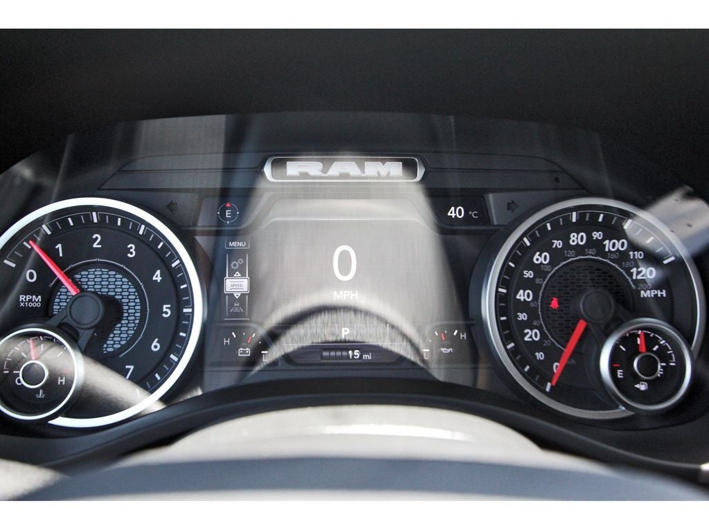 2026 RAM Ram 1500 RAM 1500 EXPRESS CREW CAB 4X4 5'7' BOX