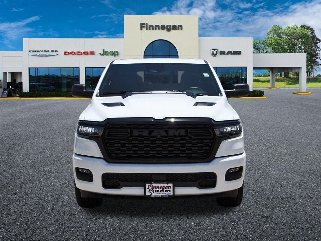2026 RAM Ram 1500 RAM 1500 EXPRESS CREW CAB 4X4 5'7' BOX