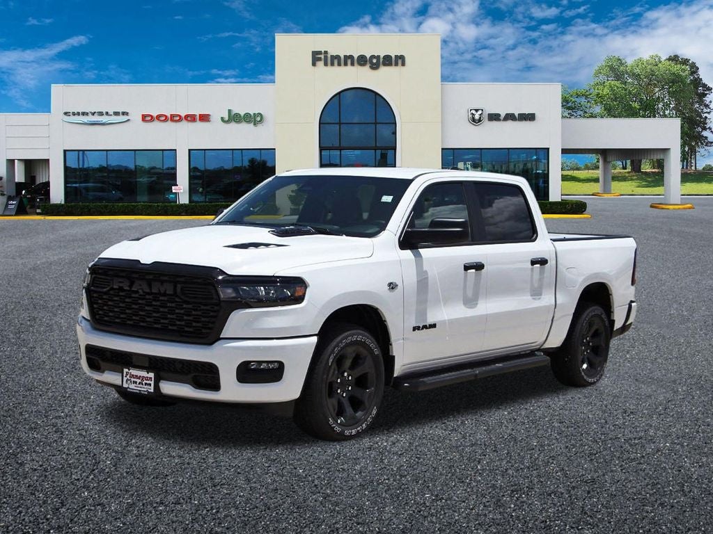 2026 RAM Ram 1500 RAM 1500 EXPRESS CREW CAB 4X4 5'7' BOX