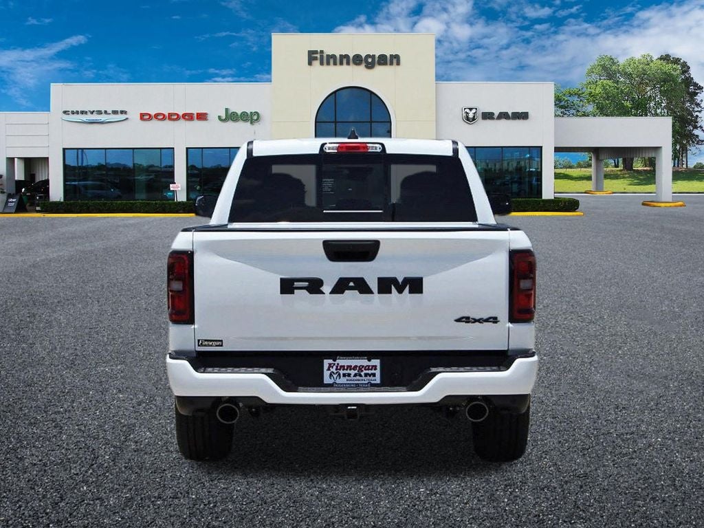 2026 RAM Ram 1500 RAM 1500 EXPRESS CREW CAB 4X4 5'7' BOX