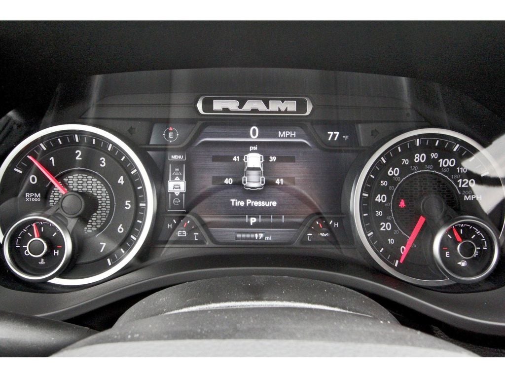 2026 RAM Ram 1500 RAM 1500 EXPRESS CREW CAB 4X4 5'7' BOX