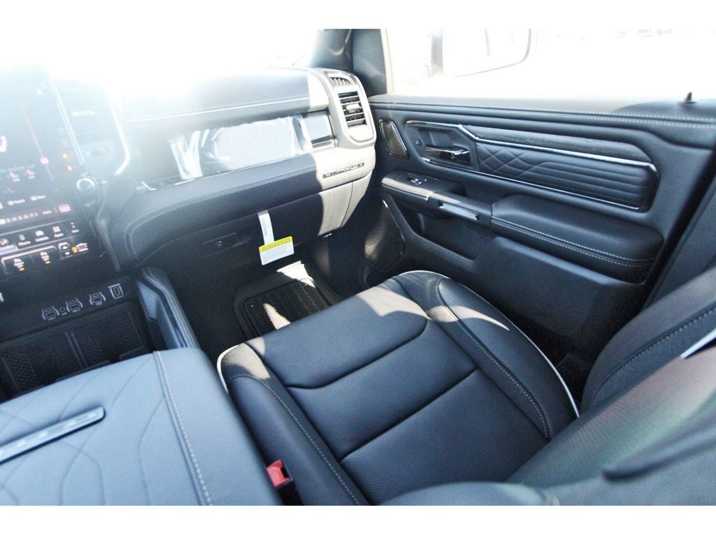 2026 RAM Ram 1500 RAM 1500 LIMITED CREW CAB 4X4 5'7' BOX