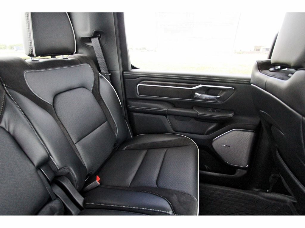 2025 RAM Ram 1500 RAM 1500 LARAMIE CREW CAB 4X4 5'7' BOX