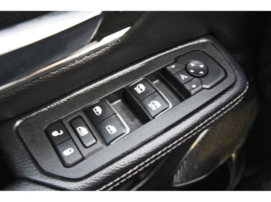 2025 RAM 1500 Laramie SPORT PACKAGE - POWER TAILGATE - TRAILER BRAKE CON