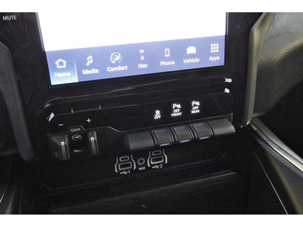 2025 RAM 1500 Laramie SPORT PACKAGE - POWER TAILGATE - TRAILER BRAKE CON
