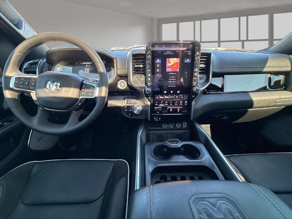 2025 RAM 1500 Laramie Dual–Pane Panoramic Sunroof - Night Edition