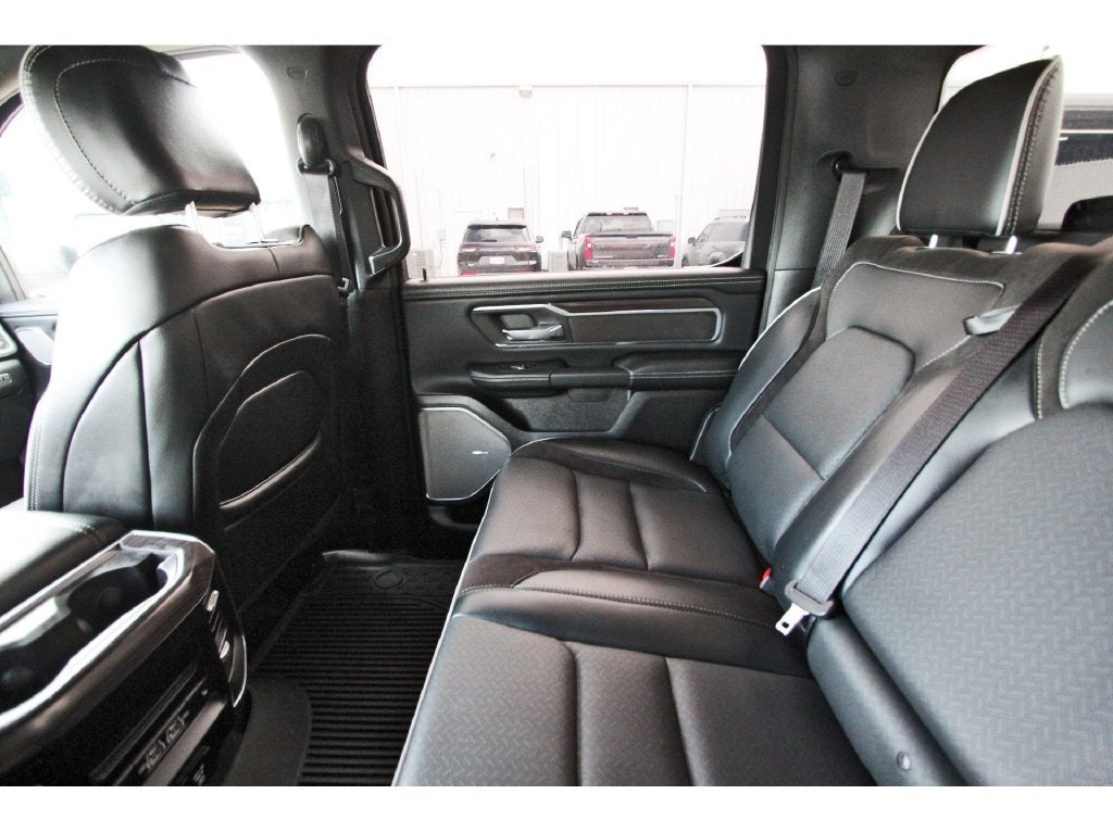 2025 RAM 1500 Laramie Dual–Pane Panoramic Sunroof - Night Edition