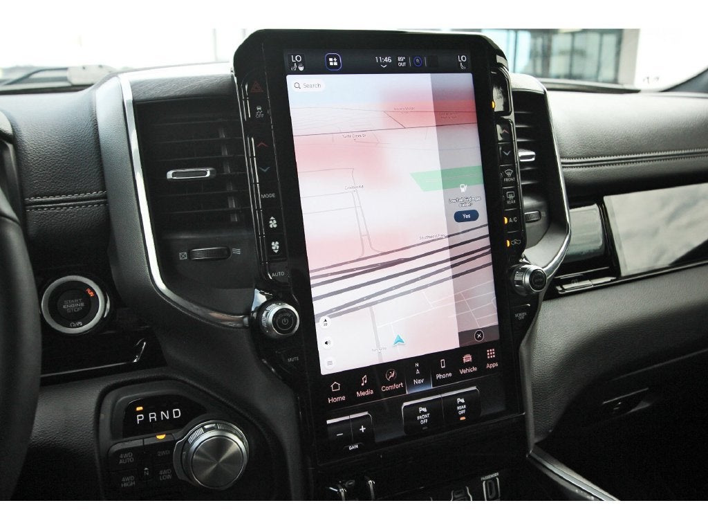 2025 RAM 1500 Laramie Dual–Pane Panoramic Sunroof - Night Edition