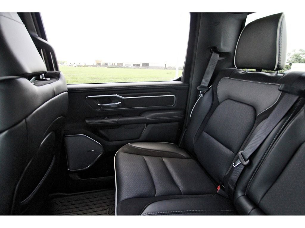 2025 RAM Ram 1500 RAM 1500 LARAMIE CREW CAB 4X4 5'7' BOX